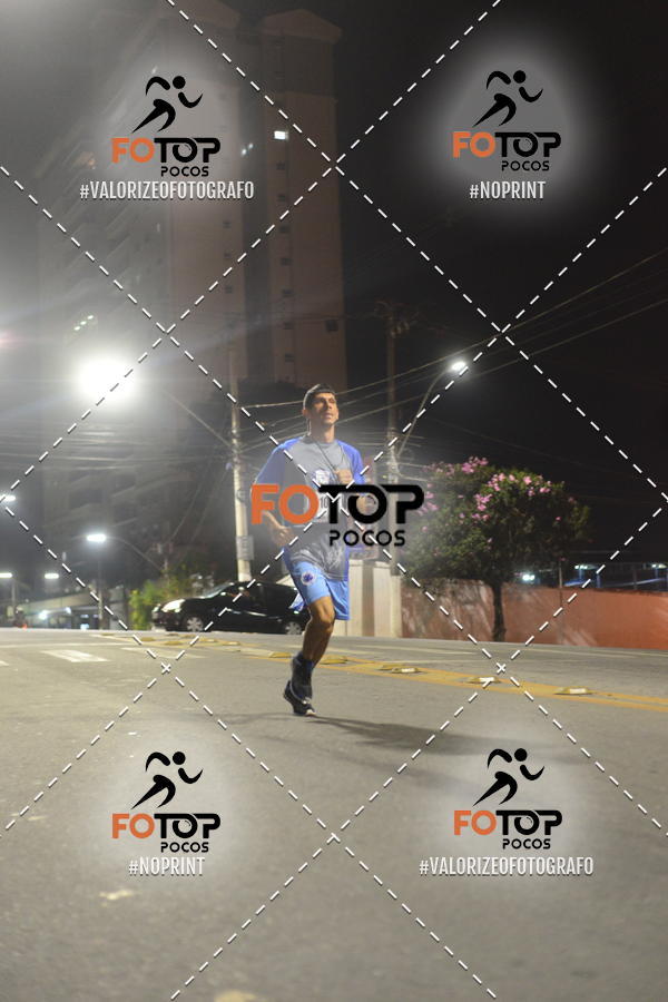 Buy your photos of the eventPA Rock Run - Corrida Noturna on Fotop