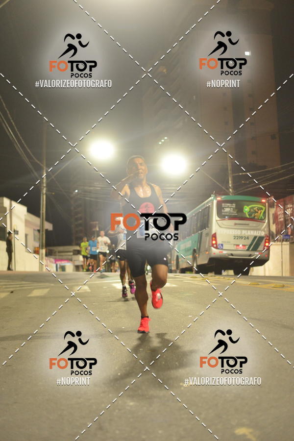Buy your photos of the eventPA Rock Run - Corrida Noturna on Fotop