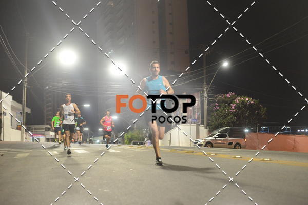 Buy your photos of the eventPA Rock Run - Corrida Noturna on Fotop