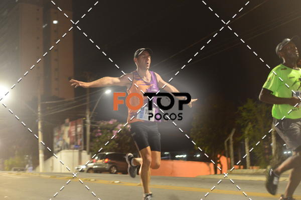 Buy your photos of the eventPA Rock Run - Corrida Noturna on Fotop