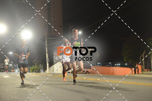 Buy your photos of the eventPA Rock Run - Corrida Noturna on Fotop