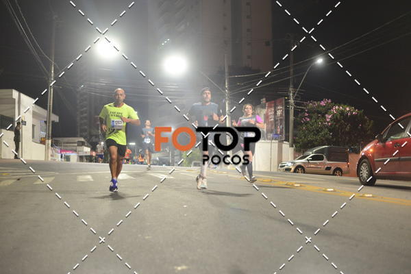 Buy your photos of the eventPA Rock Run - Corrida Noturna on Fotop