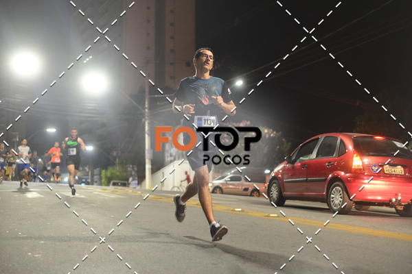 Buy your photos of the eventPA Rock Run - Corrida Noturna on Fotop