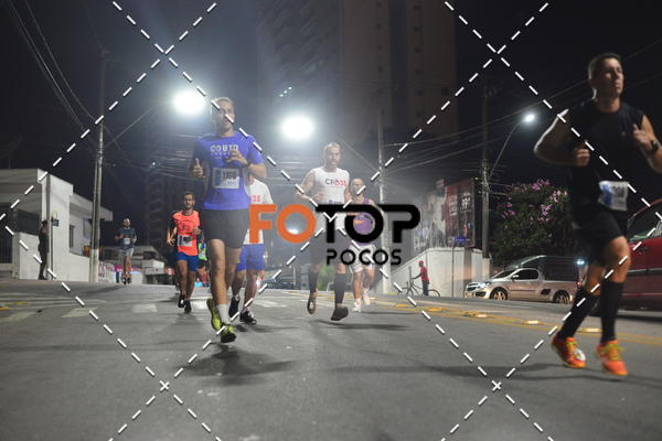 Buy your photos of the eventPA Rock Run - Corrida Noturna on Fotop