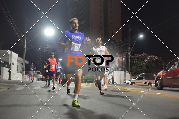 Buy your photos of the eventPA Rock Run - Corrida Noturna on Fotop