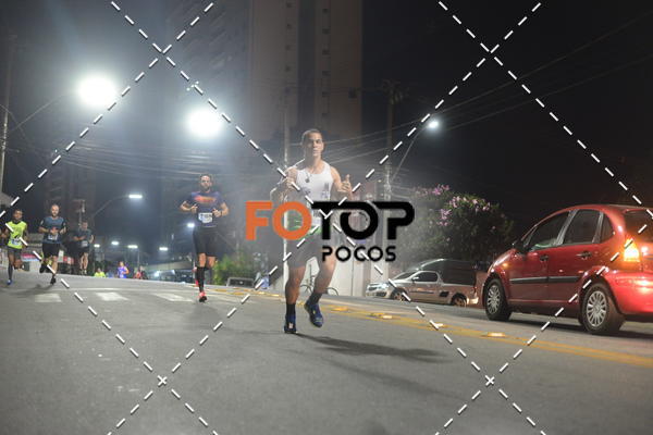 Buy your photos of the eventPA Rock Run - Corrida Noturna on Fotop