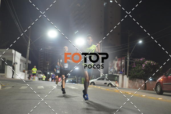 Buy your photos of the eventPA Rock Run - Corrida Noturna on Fotop