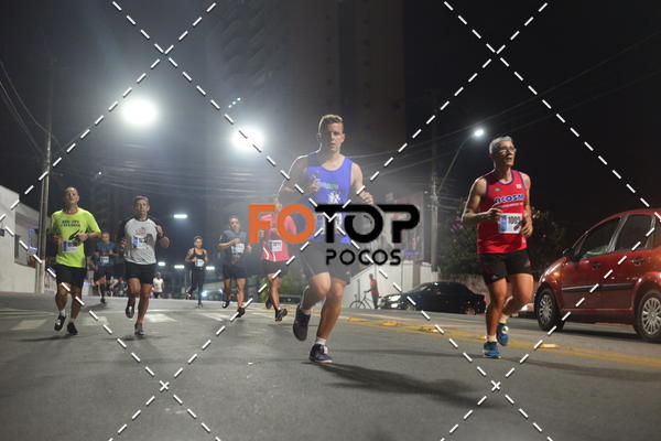 Buy your photos of the eventPA Rock Run - Corrida Noturna on Fotop
