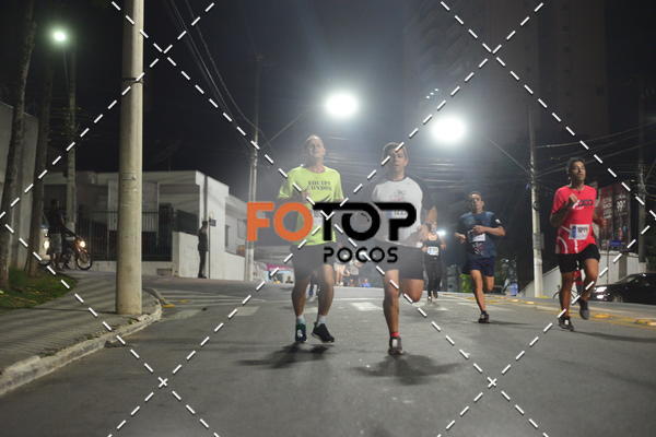 Buy your photos of the eventPA Rock Run - Corrida Noturna on Fotop