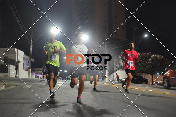 Buy your photos of the eventPA Rock Run - Corrida Noturna on Fotop