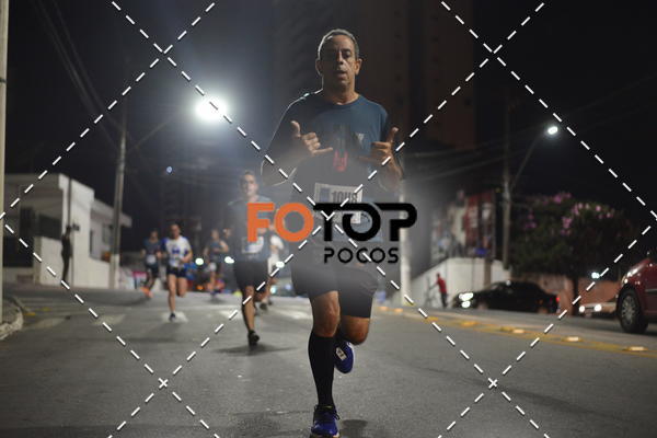 Buy your photos of the eventPA Rock Run - Corrida Noturna on Fotop