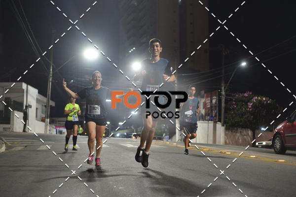 Buy your photos of the eventPA Rock Run - Corrida Noturna on Fotop