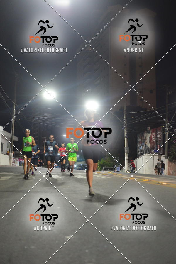 Buy your photos of the eventPA Rock Run - Corrida Noturna on Fotop