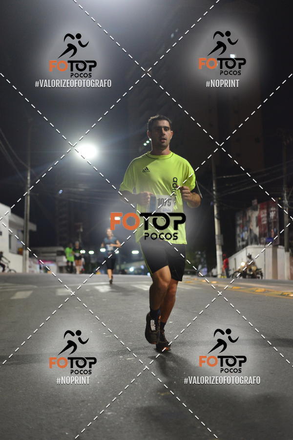 Buy your photos of the eventPA Rock Run - Corrida Noturna on Fotop