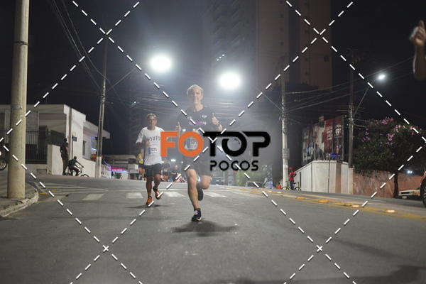 Buy your photos of the eventPA Rock Run - Corrida Noturna on Fotop