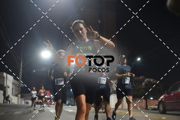 Buy your photos of the eventPA Rock Run - Corrida Noturna on Fotop