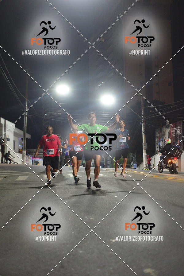 Buy your photos of the eventPA Rock Run - Corrida Noturna on Fotop