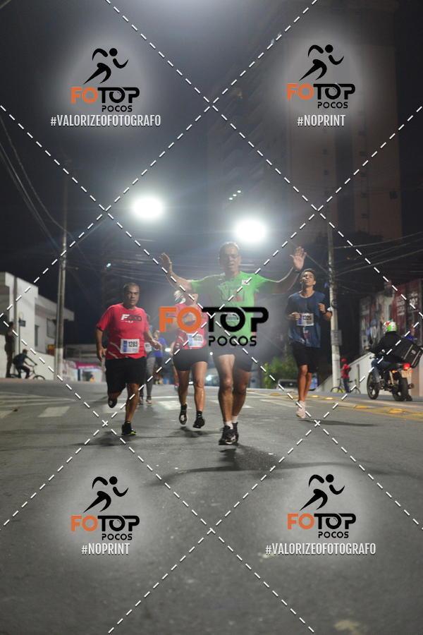 Buy your photos of the eventPA Rock Run - Corrida Noturna on Fotop