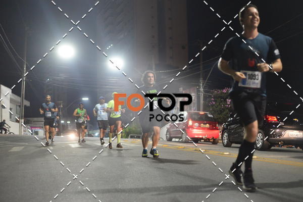 Buy your photos of the eventPA Rock Run - Corrida Noturna on Fotop