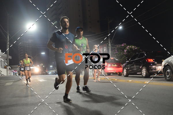 Buy your photos of the eventPA Rock Run - Corrida Noturna on Fotop