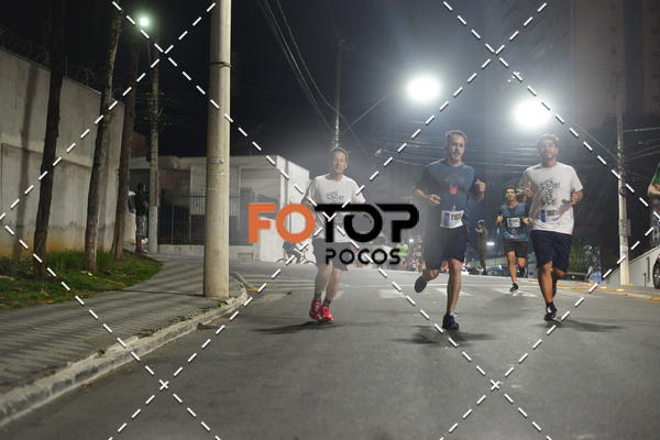 Buy your photos of the eventPA Rock Run - Corrida Noturna on Fotop