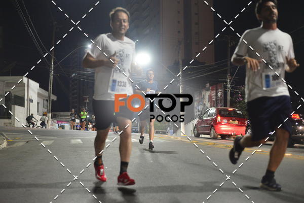 Buy your photos of the eventPA Rock Run - Corrida Noturna on Fotop