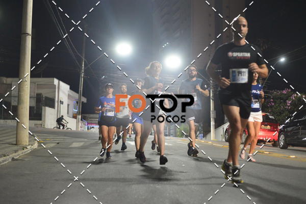 Buy your photos of the eventPA Rock Run - Corrida Noturna on Fotop