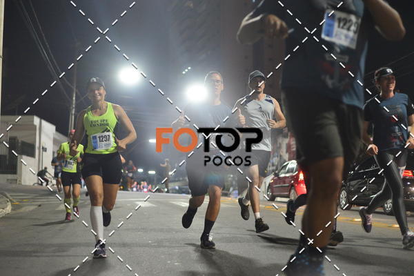 Buy your photos of the eventPA Rock Run - Corrida Noturna on Fotop