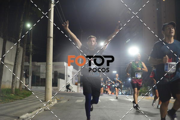 Buy your photos of the eventPA Rock Run - Corrida Noturna on Fotop