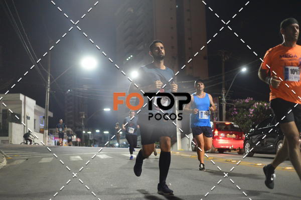 Buy your photos of the eventPA Rock Run - Corrida Noturna on Fotop