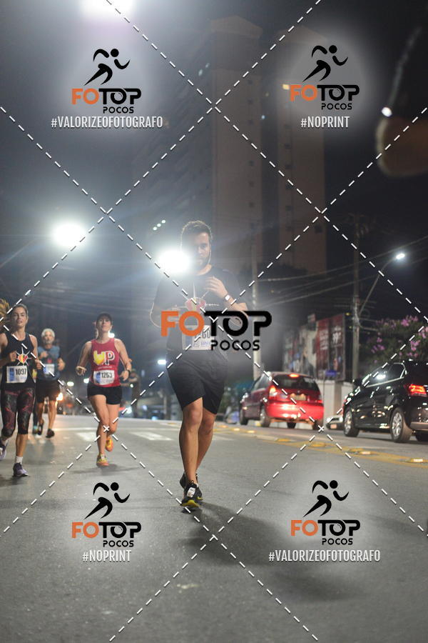 Buy your photos of the eventPA Rock Run - Corrida Noturna on Fotop