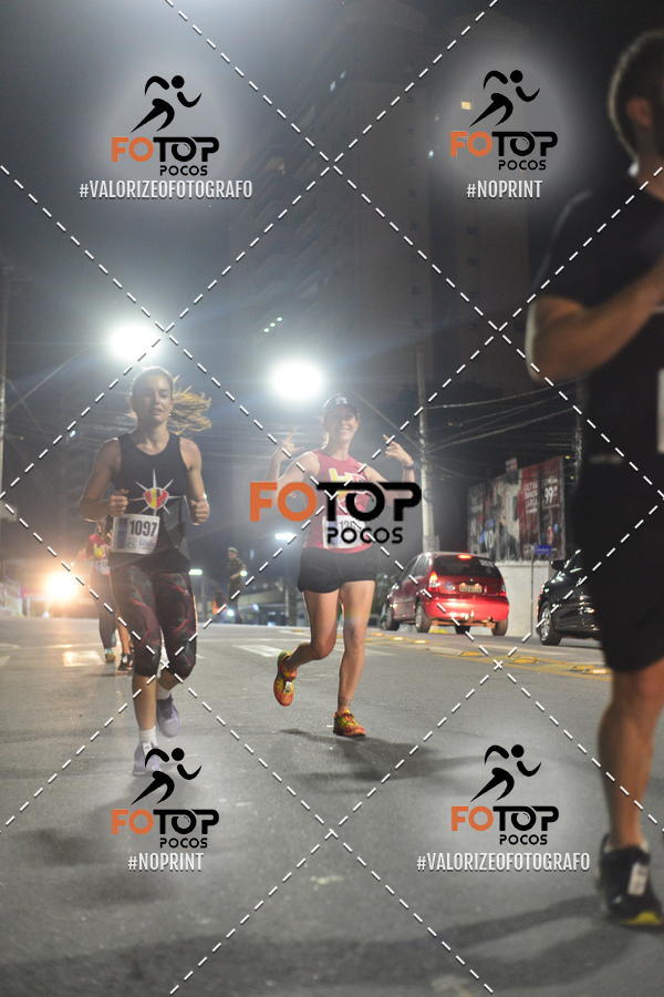 Buy your photos of the eventPA Rock Run - Corrida Noturna on Fotop