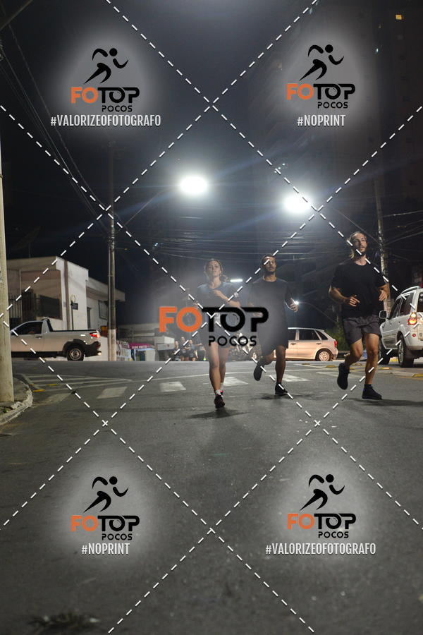 Buy your photos of the eventPA Rock Run - Corrida Noturna on Fotop