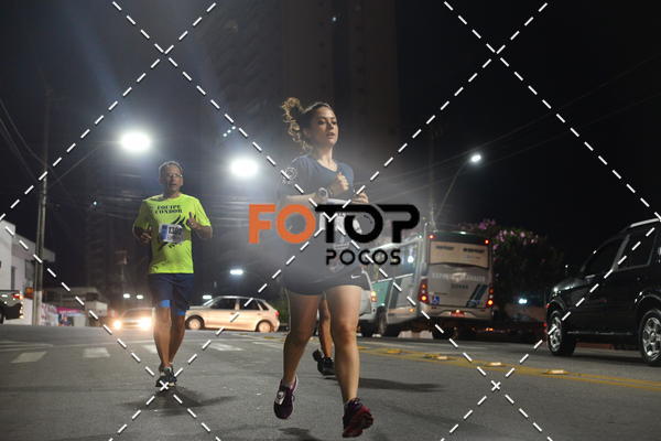 Buy your photos of the eventPA Rock Run - Corrida Noturna on Fotop