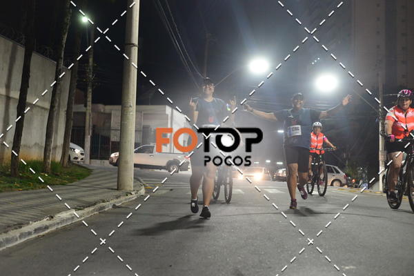 Buy your photos of the eventPA Rock Run - Corrida Noturna on Fotop