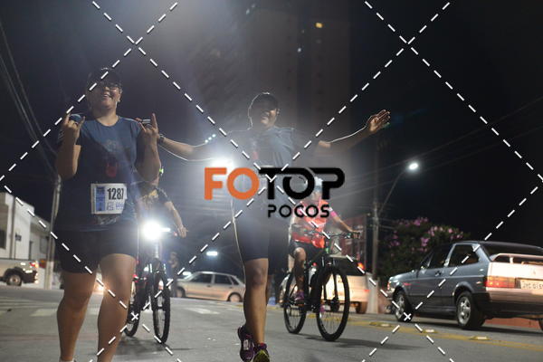 Buy your photos of the eventPA Rock Run - Corrida Noturna on Fotop