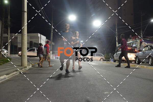 Buy your photos of the eventPA Rock Run - Corrida Noturna on Fotop
