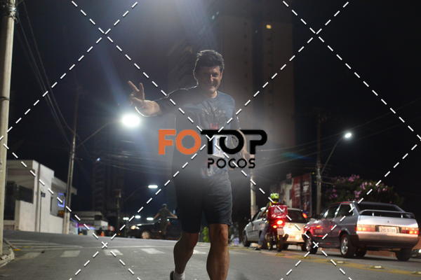 Buy your photos of the eventPA Rock Run - Corrida Noturna on Fotop