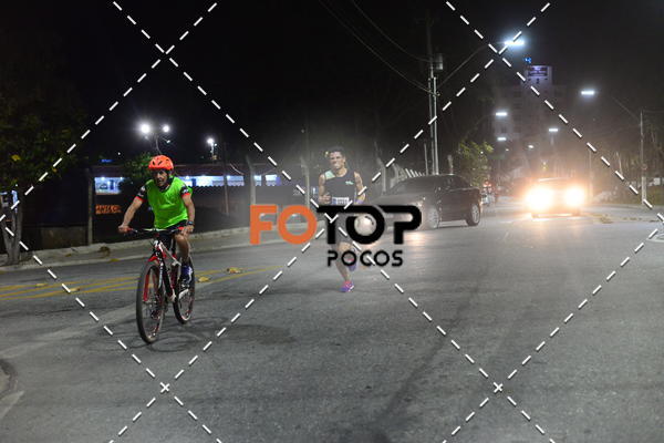 Buy your photos of the eventPA Rock Run - Corrida Noturna on Fotop