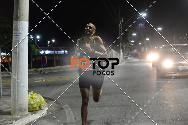 Buy your photos of the eventPA Rock Run - Corrida Noturna on Fotop