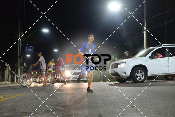 Buy your photos of the eventPA Rock Run - Corrida Noturna on Fotop