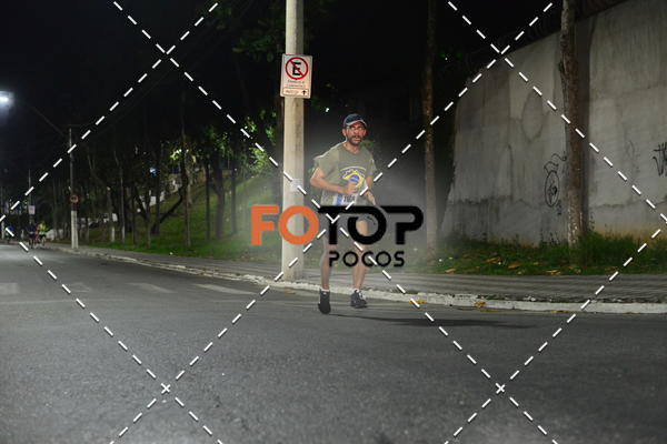 Buy your photos of the eventPA Rock Run - Corrida Noturna on Fotop
