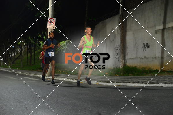 Buy your photos of the eventPA Rock Run - Corrida Noturna on Fotop
