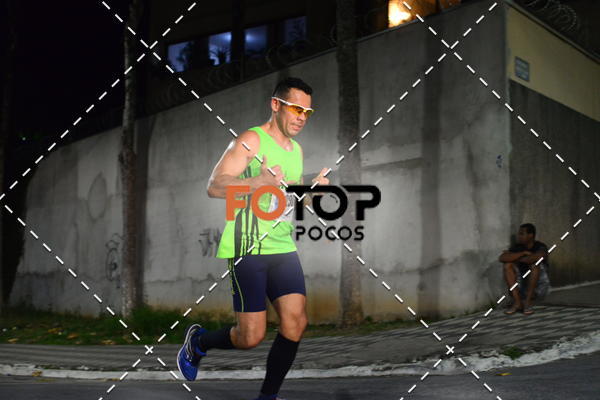 Buy your photos of the eventPA Rock Run - Corrida Noturna on Fotop
