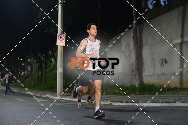 Buy your photos of the eventPA Rock Run - Corrida Noturna on Fotop