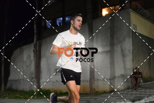 Buy your photos of the eventPA Rock Run - Corrida Noturna on Fotop