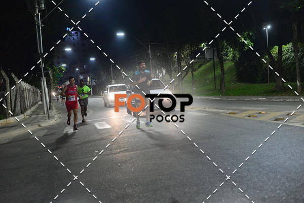 Buy your photos of the eventPA Rock Run - Corrida Noturna on Fotop