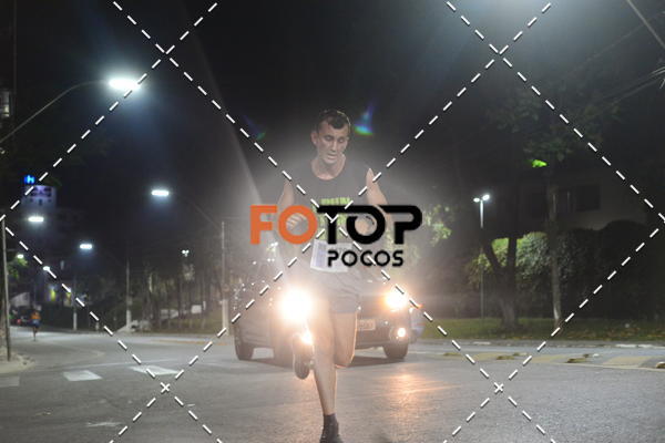 Buy your photos of the eventPA Rock Run - Corrida Noturna on Fotop