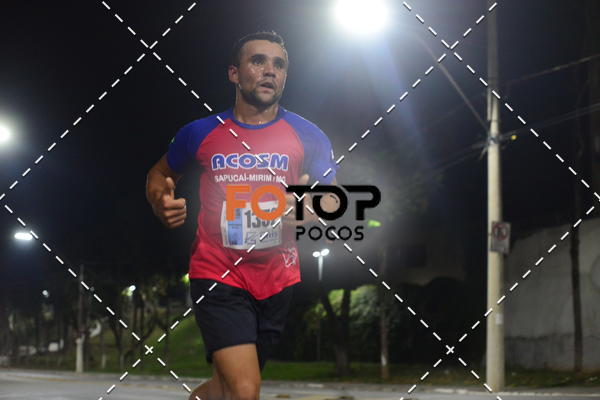 Buy your photos of the eventPA Rock Run - Corrida Noturna on Fotop