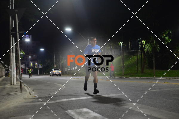 Buy your photos of the eventPA Rock Run - Corrida Noturna on Fotop